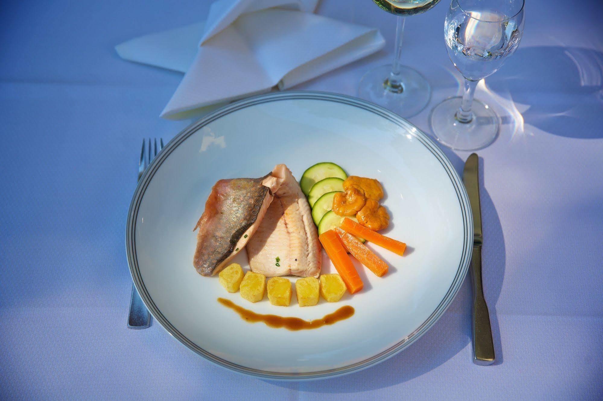 Hotel & Restaurant Dornweiler Hof Illertissen Dış mekan fotoğraf