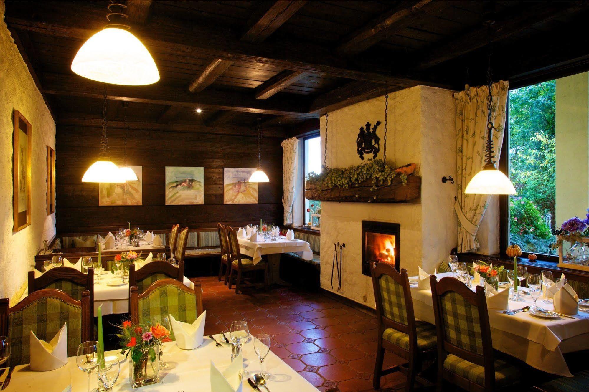 Hotel & Restaurant Dornweiler Hof Illertissen Dış mekan fotoğraf