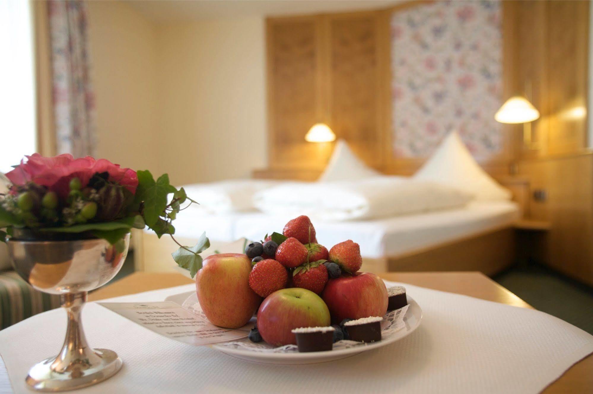Hotel & Restaurant Dornweiler Hof Illertissen Dış mekan fotoğraf